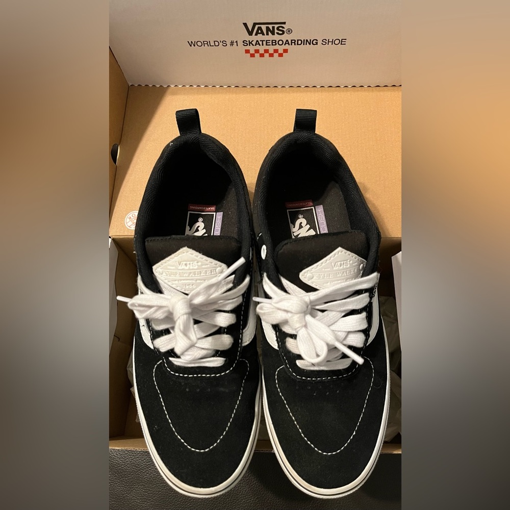 Men’s Vans Kyle Walker Skateboard Sneakers with Pop Cush insoles Size 8 with box
